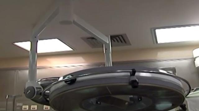 Morì in ospedale dopo la reazione allergica a un farmaco: famiglia risarcita con un milione di euro - 0NUECsMmxBI