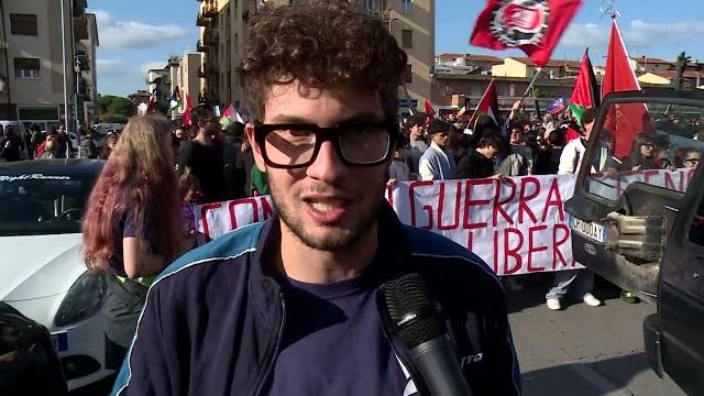 Anche Arezzo si ferma per Gaza, due manifestazioni in città - 225D_Akz_A0