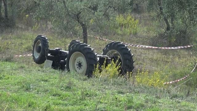Muore a 15 anni schiacciato dal trattore. Dramma a Terontola (Cortona)