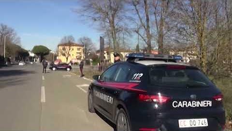 Controlli a tappeto dei Carabinieri lungo le strade della Valdichiana - 3dGsXK700qE