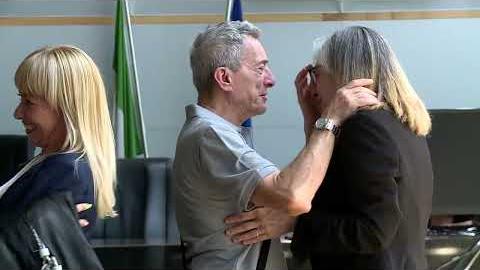 Uccise la madre malata con un foulard, assolta per vizio di mente - 4kk2IvhRM80