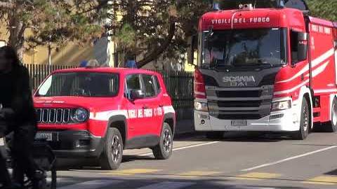 Allarme bomba alla Vasari, tornati tutti in classe. Proseguono le indagini - 5ILyTxv_sSA