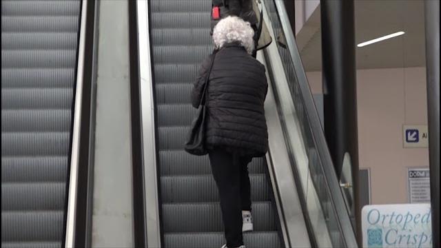 Primo maggio 2023: addio alle mascherine. Ecco dove rimarranno obbligatorie - C-p9ZQ0h8Jk