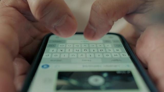 “Sono Mario, aiutami”. A Castiglion Fiorentino si finge il sindaco e tenta la truffa - DMnbKqVhgyQ