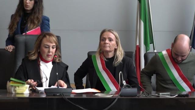 Uccise il vicino che gli stava demolendo la casa, al via il processo per Mugnai - I8A1fR-JdMw