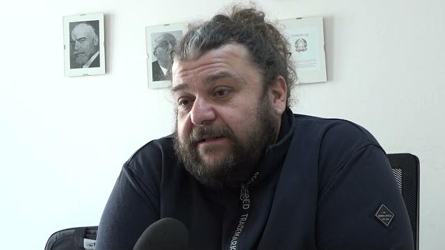 Appartamento allagato, la 76enne torna a casa. Arezzo Casa annuncia i lavori - KRivQiX-eV4