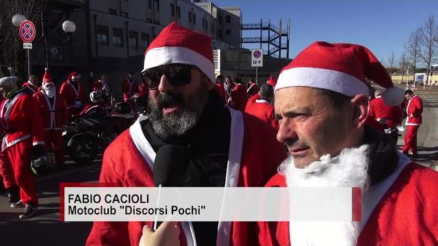 Per i piccoli pazienti della Pediatria del San Donato di Arezzo Babbo Natale arriva con la moto - OonVKkXw1ac