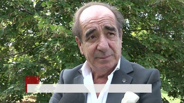 Ritrovata senza vita in casa. L'offerta di Nucci: ““disposto a pagare il funerale” - QCkp3kACG54