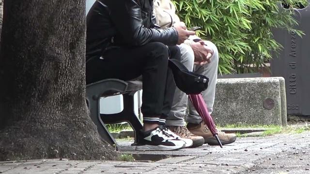 Minore rapinato da un coetaneo con un coltello. E' successo in pieno centro ad Arezzo - UjUSHitTJ5A