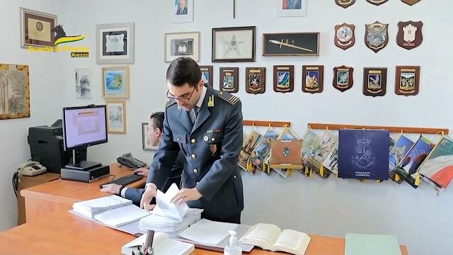 Maxi-operazione anti-droga nell'Aretino: 20 indagati e numerosi sequestri - UrV0iZmRiGE