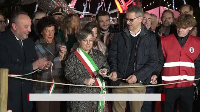 E' Partita ufficialmente la 10° edizione di "Arezzo Citta del Natale" - VhNkX-CWBqs