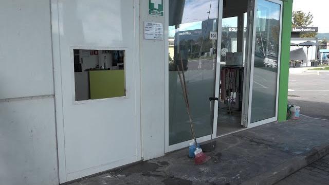 Sansepolcro, fanno esplodere bancomat nella notte con la tecnica della “marmotta” - Z2Bh_c0ezy8