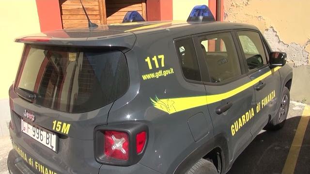 Giro di fatture false scoperto e smantellato dalle Fiamme Gialle di San Giovanni - ZVnvU9XMgVM