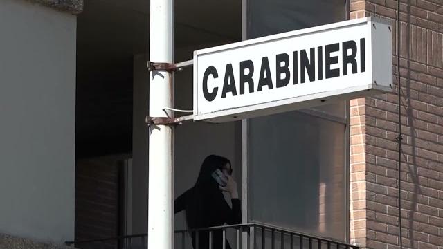 Montemignaio, sorprende coppia di ladri fuori casa e ferma la loro fuga con il trattore - _5CNyzwJl7A