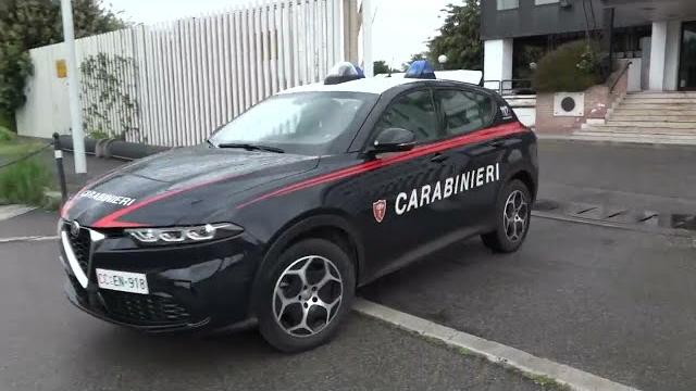 Avevano preso di mira i negozi di abbigliamento del Valdarno: due arresti - _88ADFlVSYA