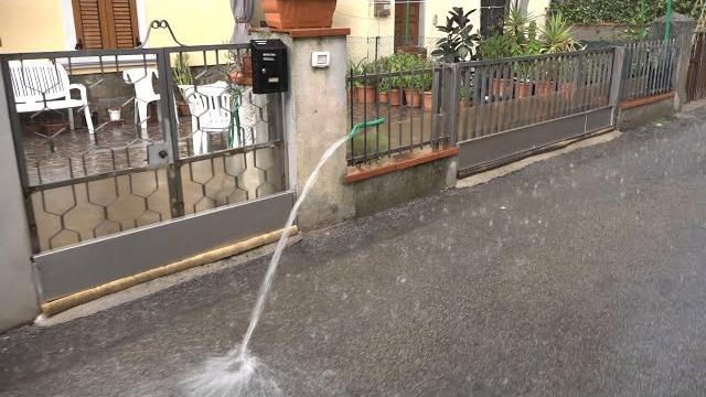 Nubifragio su Arezzo, Sacchetti: “evento estremo, che ha mandato in crisi il sistema fognario” - d_5eI9W9PoQ