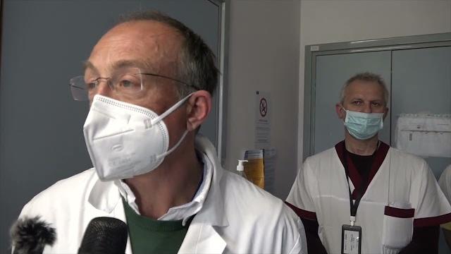 Anche ad Arezzo un minuto di silenzio per la psichiatra uccisa - f2p_buTAjfQ