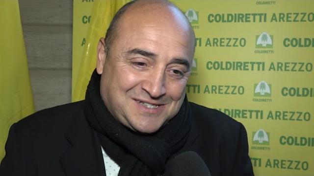 Uomo di 63 anni salvato con massaggio cardiaco e defibrillatore. Il racconto - jaWwEgjjUjQ