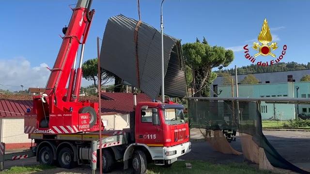 Maltempo: nell'Aretino danni per il vento. Oltre 100 gli interventi dei Vigili del Fuoco - sE_AIvevHGo