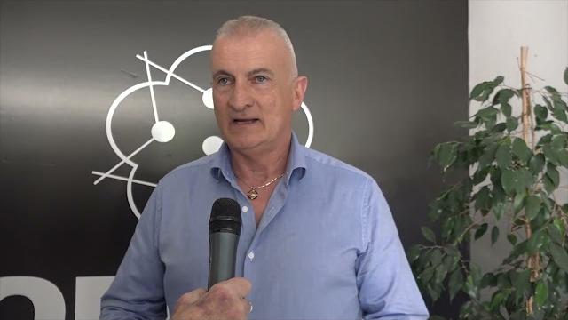 Spray al peperoncino in discoteca, l'intervento degli addetti alla sicurezza - s_tkVfTaZxg