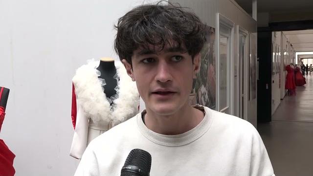 Studenti al gelo al liceo Piero della Francesca, caldaia in blocco - w_niGa88Zg0