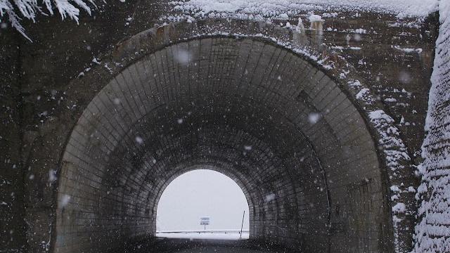 Neve e ghiaccio, chiusa la viabilità di accesso al Pratomagno - yl8sslJ-Sx0