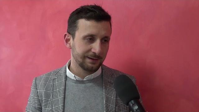 "Distributori di assorbenti gratuiti nelle scuole", mozione di FdI in consiglio comunale - 3uuKqpd0w0I