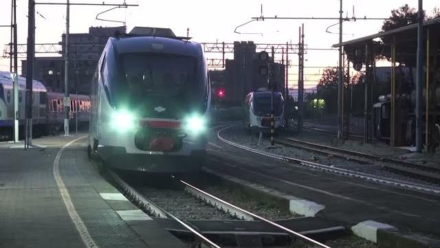 Pendolari del Casentino bloccati dai disservizi ferroviari. La risposta di Rfi - 4NyUKKPeyNw