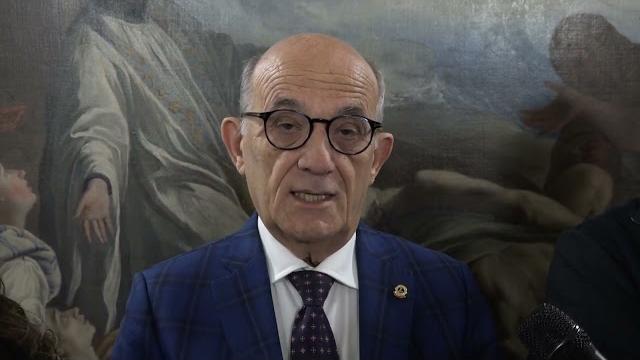 Ad Arezzo arriva l'infermiere di Misericordia - 4XwHzj4LzO8