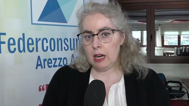 Autunno “bollente” di rincari, Federconsumatori: “aumento medio a famiglia di 800/900 euro”