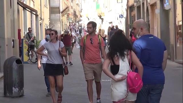 Saldi estivi al via il 4 luglio in Toscana