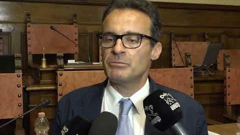 Lucacci (Fdi) nuovo presidente del consiglio comunale ad Arezzo. Eletto con 18 voti - 87crQ-GDzHk