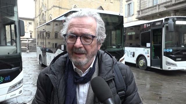 Bus, ad Arezzo tre nuovi mezzi AT. "Sono diesel di ultima generazione" - AhNgU5TfcF0