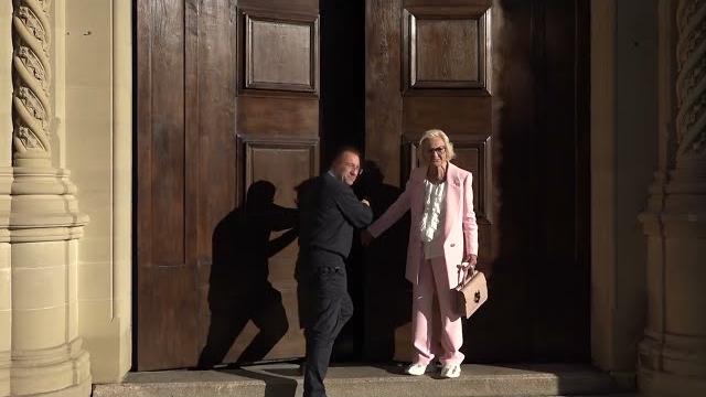 Restaurati i portoni del Duomo di Arezzo, grazie dalla donazione di Graziella Buoncompagni - GJpzOzw2dlU