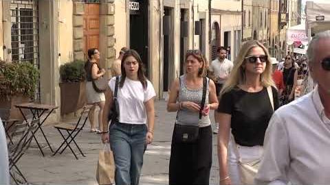Turismo, Fisascat Cisl chiede attenzione per i contratti e la continuità per i lavoratori - JDIaU21d1ww