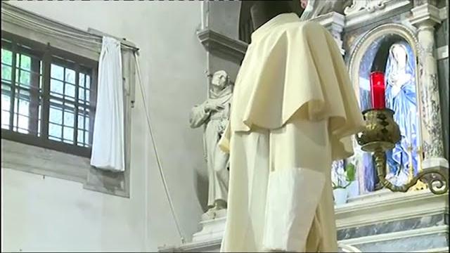 La Verna (Ar), consegnate le reliquie di Papa Wojtyla - MzIknuXE97Q