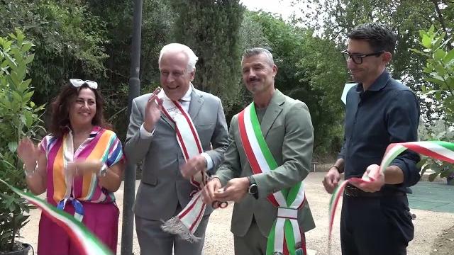 Loro Ciuffenna, inaugurati i Giardini Belvedere. Tuffo nel Ciuffenna di Giani