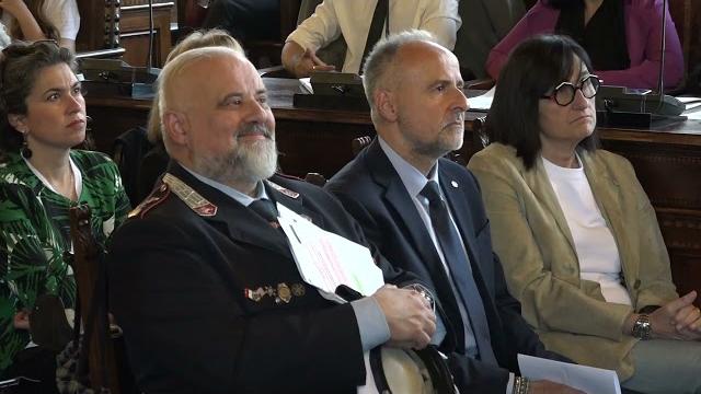 Arezzo è sicura? Convegno in provincia, Stefano Tenti: "caserma della pm in Via Tagliamento" - T9JtIqpLyag