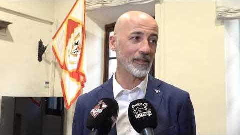 Via Fiorentina, Gamurrini: “nessun ristoro per i commercianti. Sosterremo costo luci di Natale” - bkCdgpDuEY8