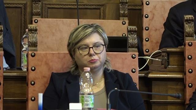 Amministrative 2026 ad Arezzo. Lucia Tanti: "dal 6 aprile si scaldano i motori" - f3y0K9q3_KY