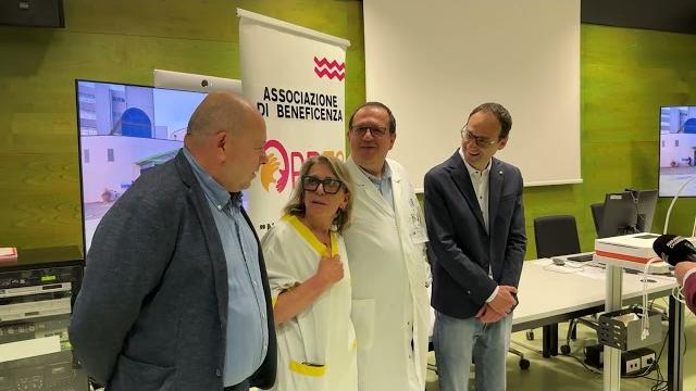 Donazione di un elettrocardiografo alla Geriatria dell’ospedale San Donato di Arezzo - hbWrHIdsD6Y