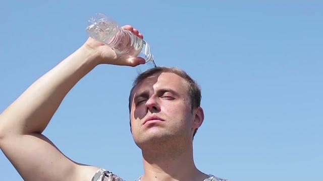 Caldo straordinario, i consigli per evitare comportamenti a rischio