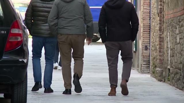 Truffe agli anziani, Anap Arezzo in prima linea per prevenzione e tutela - iUU0XDvPjmY