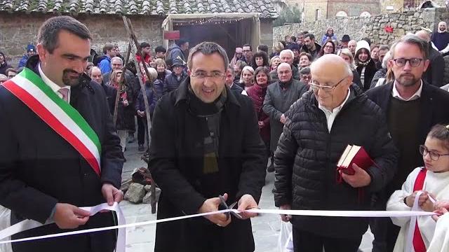 Oliveto (Arezzo), la comunità si riappropria della sua Chiesa ad un anno e mezzo dal crollo - l0QFkEO9x9s
