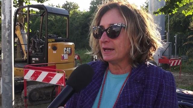 Antenna in via Sicilia, nuovo sit-in del comitato di residenti: "chiediamo lo stop dei lavori" - nMb6Y_gna3g