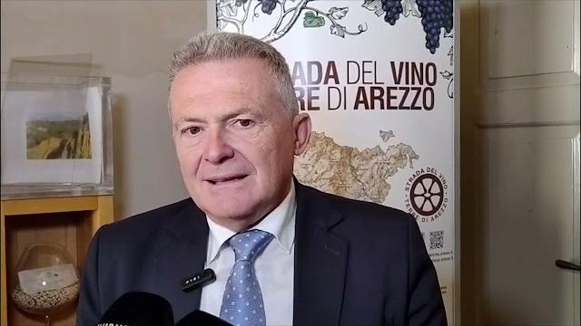 Vinitaly, 24 cantine e consorzi aretini ospitati nello stand istituzionale della Camera di Commercio - pdYXhF1sZAM