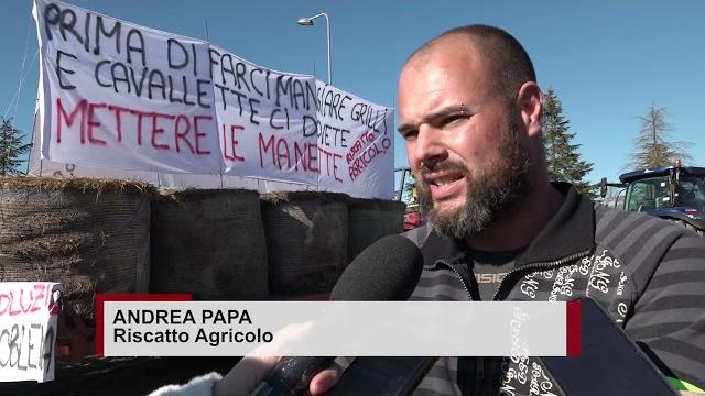 Protesta trattori, un'altra giornata di manifestazioni a Bettolle - SIS_qdBF_NY
