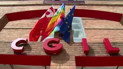 La crisi morde, soffrono moda e oro, l'allarme della Cgil - bmR2rAnZI24