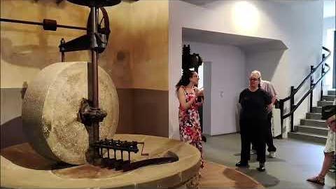 Oida al Museo dell’olio di Monte San Savino per l’ultima data di “Arezzo nascosta” - 4FQ3ypR3aLw