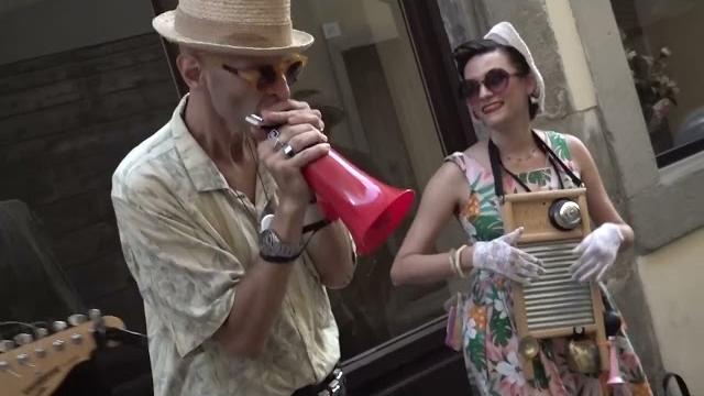 Atmosfera vintage a Castiglion Fiorentino. Il festival fino al 18 agosto con musica e mercati - 7G4KaViji1Q